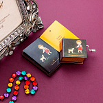 Подарочный комплект «12 Рецептов счастья / Козерог»: музыкальная шкатулка и миниатюрная книга