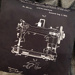 Арт-подушка «Патент на швейную машину»