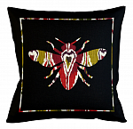 Подушка интерьерная «Пчела Арлекин»