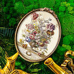 Репродукция на холсте «12 месяцев цветения», версия Апрель, в раме «Тиффани»