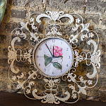 Настенные часы «Роза Поднебесной» (белый антик)